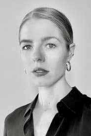 Photo of Chelli Look