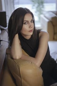 Photo of Olivia Winston