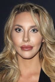 Photo of Chloe Lattanzi