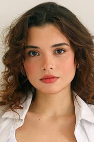 Photo of Julia Lemos