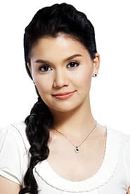 Photo of Nadine Samonte