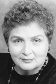 Photo of Lola Pashalinski