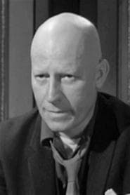 Photo of Oliver MacGreevy