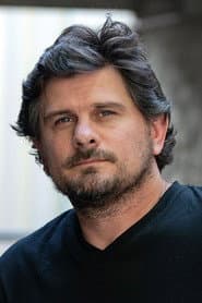 Photo of Luis Ara