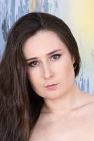 Photo of Lara Fox