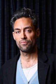 Photo of Alex Hassell