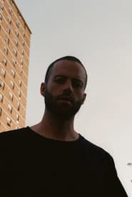 Photo of Taylor MacDonald