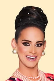 Photo of Cynthia Lee Fontaine