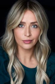 Photo of Lara Deam