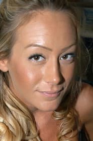 Photo of Leah Moore