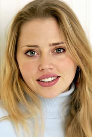 Photo of Estella Warren