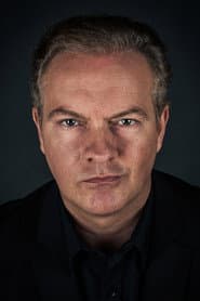 Photo of Simon Weir