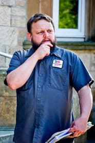 Photo of Iain Davidson