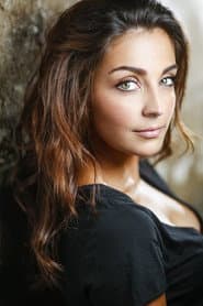 Photo of Nikki Runeckles