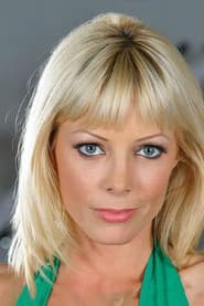 Photo of Holly Sampson