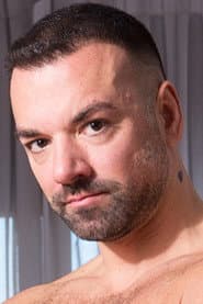 Photo of Oliver Marinho