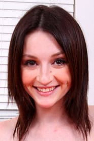 Photo of Kira Kennedy