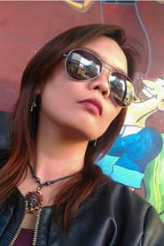Photo of Chloe Veloso