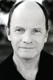 Photo of Simon Chandler