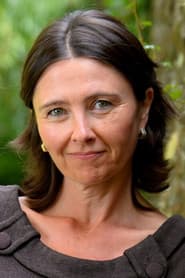 Photo of Noni Lewis