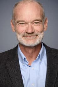 Photo of Justin Peach