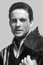 Photo of Manuel Gil