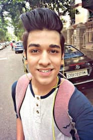 Photo of Ayushmaan Saxena