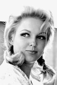 Photo of Cynthia Lynn