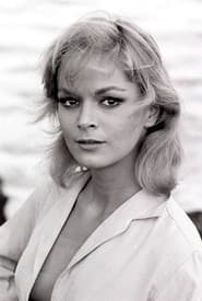 Photo of Letícia Román