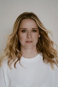 Photo of Lisa Henni