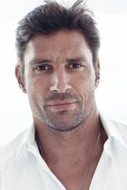 Photo of Manu Bennett