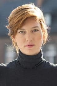 Photo of Erika Sainte