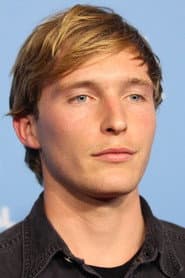 Photo of Sean Keenan