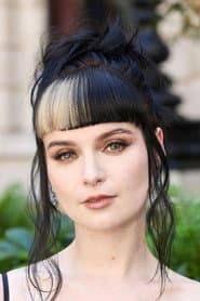 Photo of Lola Petticrew