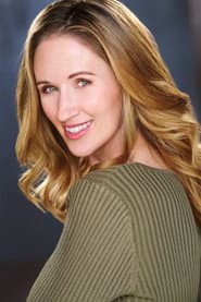 Photo of Lauren Alvernaz