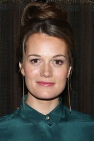 Photo of Carrie Cracknell