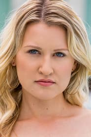 Photo of Lacey Lenix