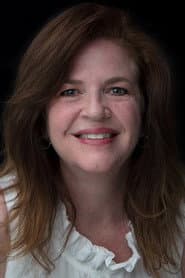 Photo of Elizabeth Sampson