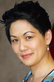 Photo of Leanne Adachi