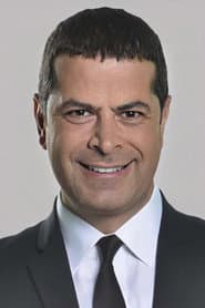 Photo of Cüneyt Özdemir