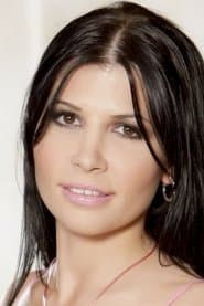 Photo of Rebeca Linares