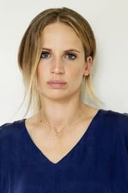 Photo of Nora Huetz