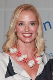 Photo of Laurie Dhue