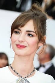 Photo of Louise Bourgoin