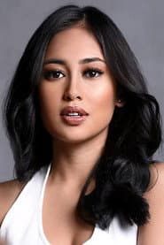 Photo of Elle Villanueva