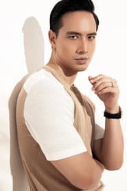 Photo of Kim Ly