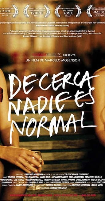Poster for De cerca nadie es normal