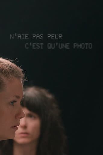 Poster for Don't be scared, it's just a picture
