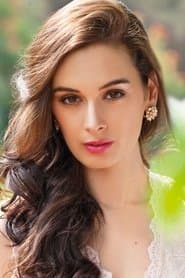 Photo of Evelyn Sharma