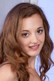 Photo of Marissa Mae
